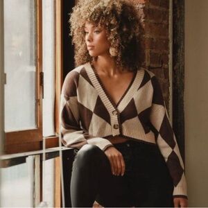 12 Tribe S Cropped Checkered Sweater